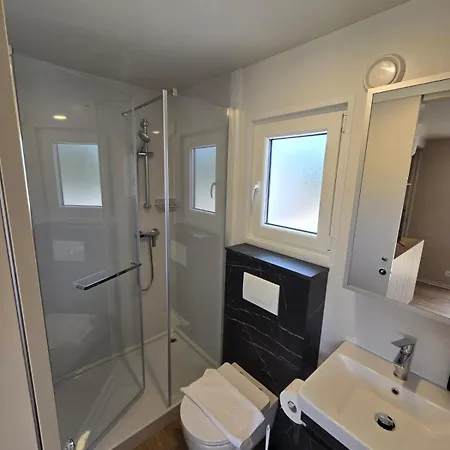 Camp Adriatic Mobile Homes - Primosten Exterior photo